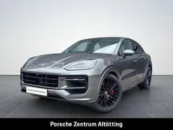 Grau Gebraucht 2024 Porsche Cayenne GTS SUV | 146.777 € (Superpreis)