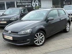 Grau Gebraucht 2017 VW Golf VII Highline Limousine | 13.999 € (Guter Preis)
