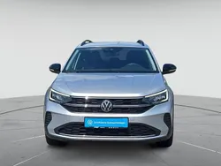 Reflexsilber metallic Gebraucht 2024 VW Taigo Goal SUV | 23.380 € (Fairer Preis)