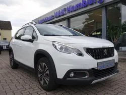 Weiß Gebraucht 2019 Peugeot 2008 Allure SUV | 14.999 € (Fairer Preis)