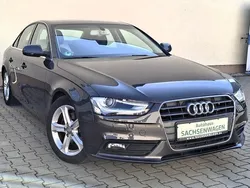 Grau Gebraucht 2014 Audi A4 Ambition Limousine | 13.890 € (Fairer Preis)