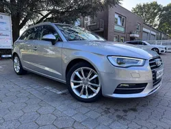 Silber Gebraucht 2015 Audi A3 Ambition Limousine | 14.990 € (Fairer Preis)