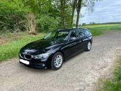 Schwarz Gebraucht 2017 BMW 320 Advantage Kombi | 11.900 € (Fairer Preis)