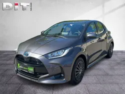 Marlingrau Gebraucht 2021 Toyota Yaris Hybrid Team Limousine | 16.270 € (Guter Preis)