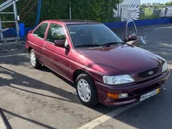 Violet Gebraucht 1995 Ford Escort Limousine | 3.000 €