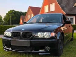 Schwarz Gebraucht 2004 BMW 318 M Sport Limousine | 2.990 € (Fairer Preis)