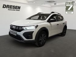 Weiß Gebraucht 2022 Dacia Sandero Essentiel Kleinwagen | 16.010 € (Fairer Preis)