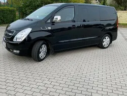 Schwarz Gebraucht 2010 Hyundai H-1 Van / Kleinbus | 12.500 €