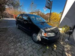 Schwarz Gebraucht 2000 Honda Shuttle Van / Kleinbus | 3.000 €
