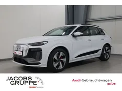 Gletscherweiß metallic Gebraucht 2024 Audi Q6 e-tron Ambiente SUV | 67.820 € (Superpreis)