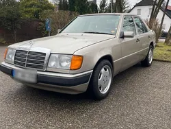 Gebraucht 1990 Mercedes E230 Limousine | 4.500 €