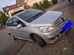 Gebraucht 2011 Mercedes B200 Van / Kleinbus | 8.900 € (Fairer Preis)