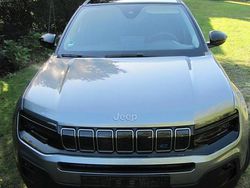 Grau Gebraucht 2023 Jeep Avenger EV Summit SUV | 23.700 € (Superpreis)