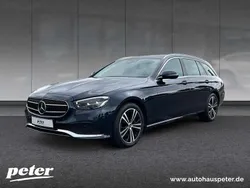 Metalliclack nautikblau Gebraucht 2022 Mercedes E300 Avantgarde Kombi | 28.910 € (Fairer Preis)
