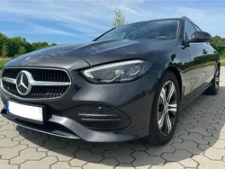 Schwarz Gebraucht 2021 Mercedes C220 Avantgarde Kombi | 27.900 €
