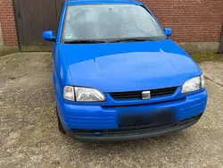 Blau Gebraucht 1998 Seat Arosa Kleinwagen | 1.999 €