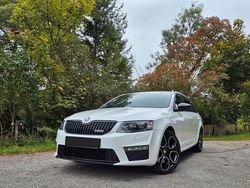 Weiß Gebraucht 2016 Skoda Octavia RS Kombi | 16.800 € (Fairer Preis)