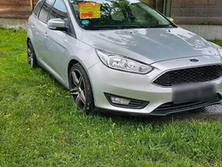 Silber Gebraucht 2016 Ford Focus Kombi | 6.800 € (Etwas zu teuer)