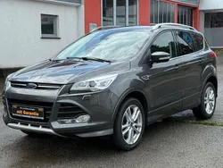 Grau Gebraucht 2016 Ford Kuga Individual SUV | 11.900 € (Guter Preis)
