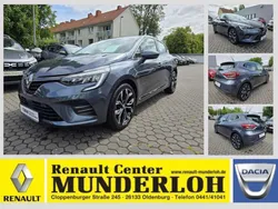 Titangrau Gebraucht 2022 Renault Clio V Intens Limousine | 15.950 € (Fairer Preis)