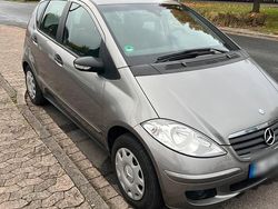 Grau Gebraucht 2007 Mercedes A150 Kleinwagen | 2.999 € (Etwas zu teuer)