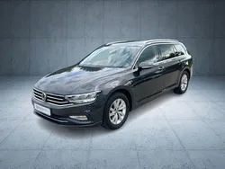 Grau Gebraucht 2022 VW Passat Business Kombi | 20.977 € (Fairer Preis)