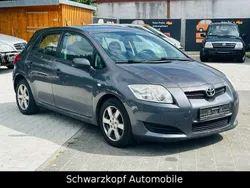 Grau Gebraucht 2009 Toyota Auris Basis Limousine | 2.700 € (Guter Preis)
