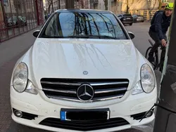 Weiß Gebraucht 2008 Mercedes R320 Van / Kleinbus | 3.500 € (Superpreis)