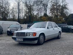 Weiß Gebraucht 1992 Mercedes 190 Limousine | 6.499 €