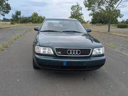 Grün Gebraucht 1996 Audi 100 Limousine | 3.000 €
