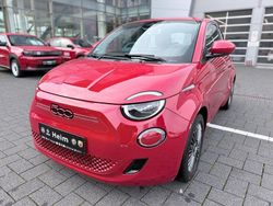 Rot Gebraucht 2022 Fiat 500e Red Limousine | 18.900 € (Fairer Preis)