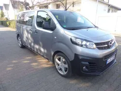 Grau Gebraucht 2020 Opel Vivaro Van | 18.350 € (Guter Preis)