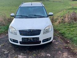 Weiß Gebraucht 2008 Skoda Roomster Van / Kleinbus | 1.150 € (Guter Preis)