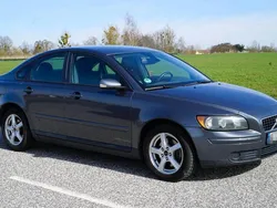 Grau Gebraucht 2004 Volvo S40 Limousine | 2.990 € (Etwas zu teuer)