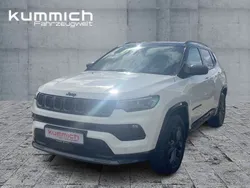 Zweifarblackierung alpine white/dach schwarz (weiß) Gebraucht 2022 Jeep Compass SUV | 29.300 € (Fairer Preis)