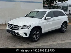 Weiß Gebraucht 2021 Mercedes 200 SUV | 23.741 € (Guter Preis)