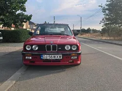 Rot Gebraucht 1987 BMW 325 Cabriolet Cabrio | 25.500 €
