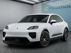 Weiß Neu 2025 Porsche Macan SUV | 118.799 € (Etwas zu teuer)