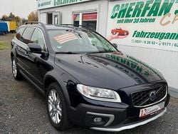Blau Gebraucht 2016 Volvo XC70 Momentum Limousine | 22.990 €