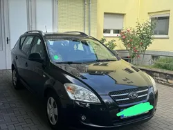 Schwarz Gebraucht 2009 Kia Ceed Sportswagon 2 Kombi | 2.850 € (Superpreis)