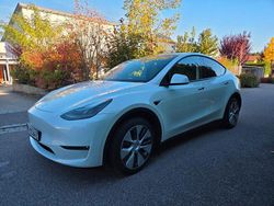 Weiß Gebraucht 2022 Tesla Model Y SUV | 34.900 € (Guter Preis)