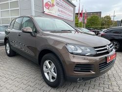 Braun metallic Gebraucht 2013 VW Touareg SUV | 26.900 €