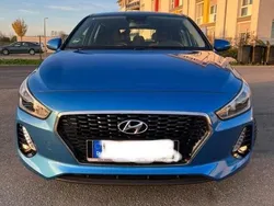 Blau Gebraucht 2017 Hyundai i30 Pure Limousine | 8.500 € (Teuer)