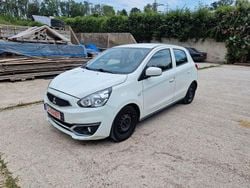 Weiß Gebraucht 2019 Mitsubishi Space Star Basis Limousine | 1.850 € (Guter Preis)
