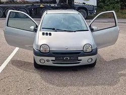 Silber Gebraucht 2002 Renault Twingo Privilege Kleinwagen | 1.111 € (Fairer Preis)
