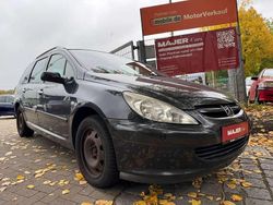 Schwarz Gebraucht 2004 Peugeot 307 Premium Kombi | 1.190 € (Etwas zu teuer)