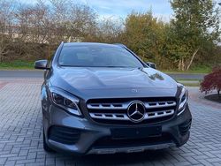 Grau Gebraucht 2019 Mercedes GLA180 AMG SUV | 21.450 € (Fairer Preis)