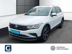 Pure white Gebraucht 2023 VW Tiguan Move SUV | 34.960 € (Fairer Preis)