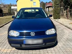 Blau Gebraucht 2003 VW Golf IV Basis Kleinwagen | 1.000 € (Fairer Preis)