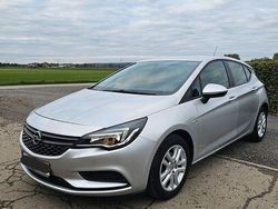 Silber Gebraucht 2016 Opel Astra Edition Limousine | 7.499 € (Guter Preis)